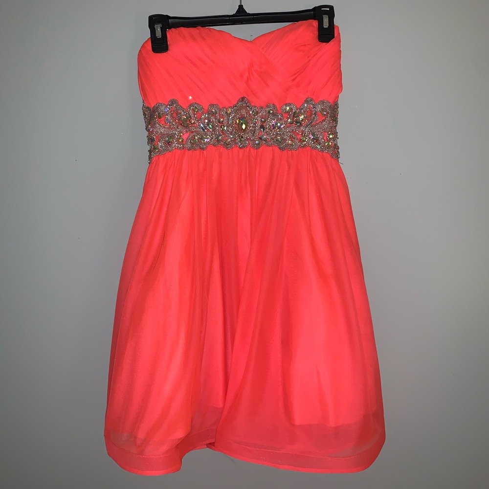 New My Michelle Formal Strapless Dress
